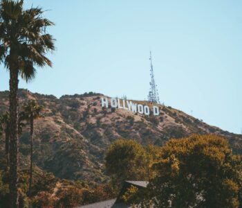 photo of the hollywood sign